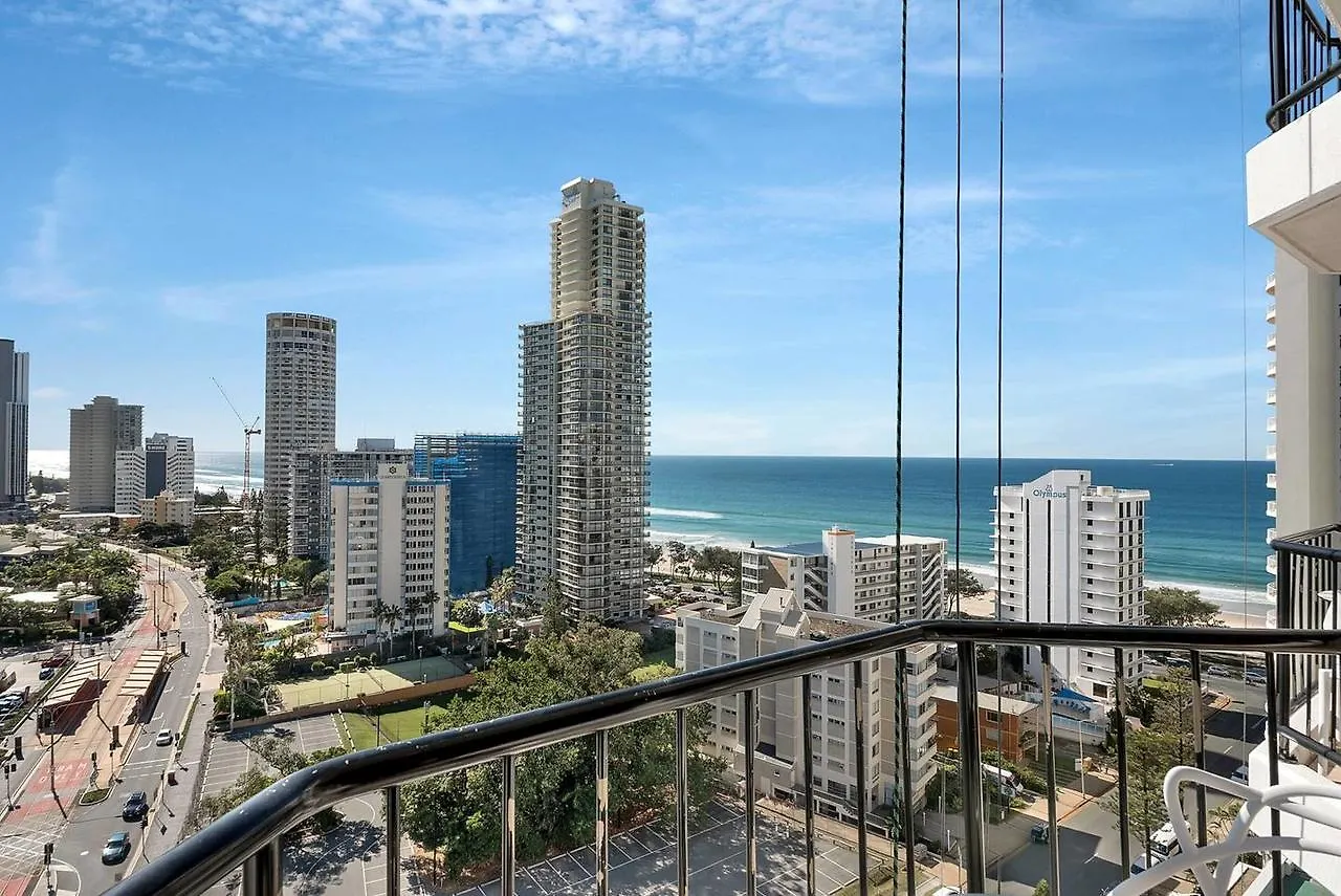 Gold Coast Apartment + Pool + Gym + Views Surfers Paradise Australien
